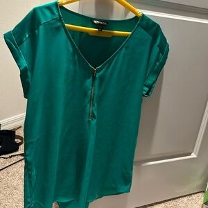 Women’s express top size medium
